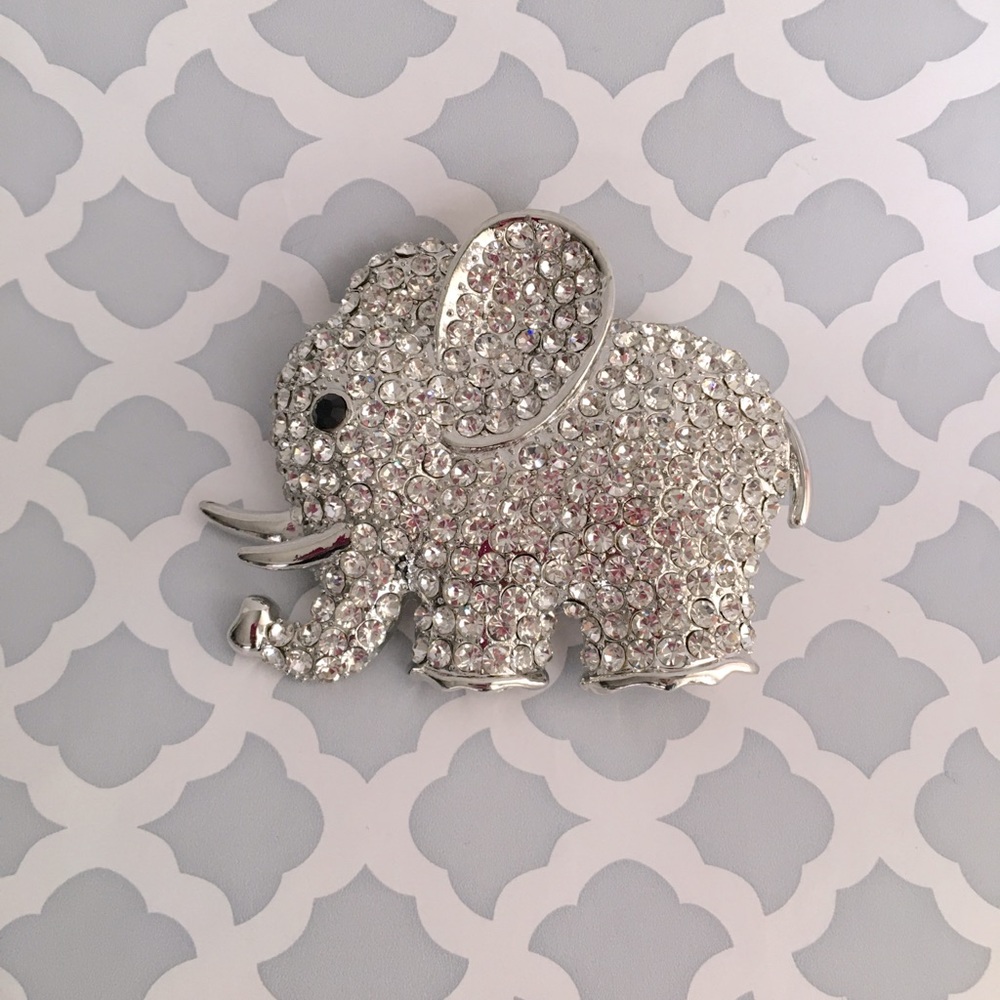 Rhinestones elephant brooch